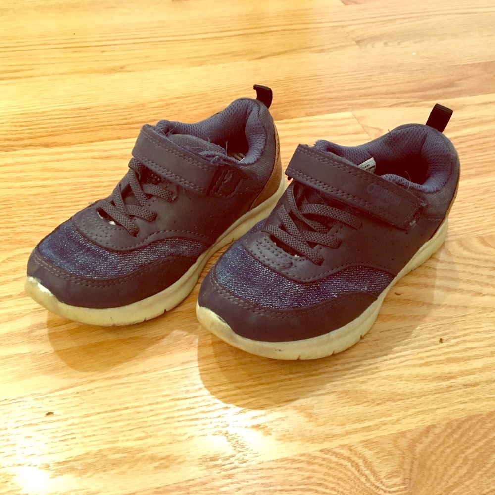 Boys sneakers